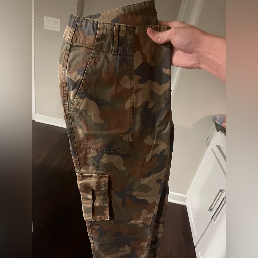 Sundance Cargo Pants